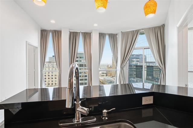 Photo - 500 Throckmorton St Unidad 1409