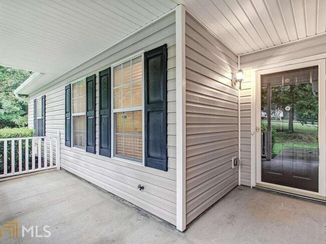 Photo - 2804 James Henry Dr