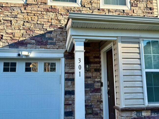 Photo - 301 Matutina Rd