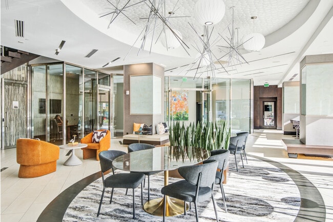 Photo - Elevation at Washington Gateway