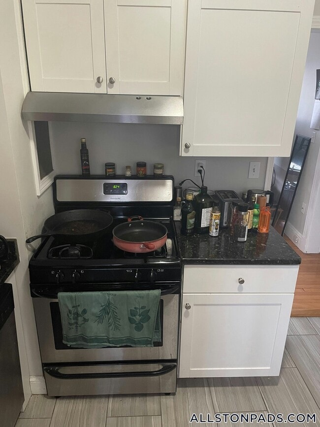 Photo - 12 Farrington Ave Unit 4