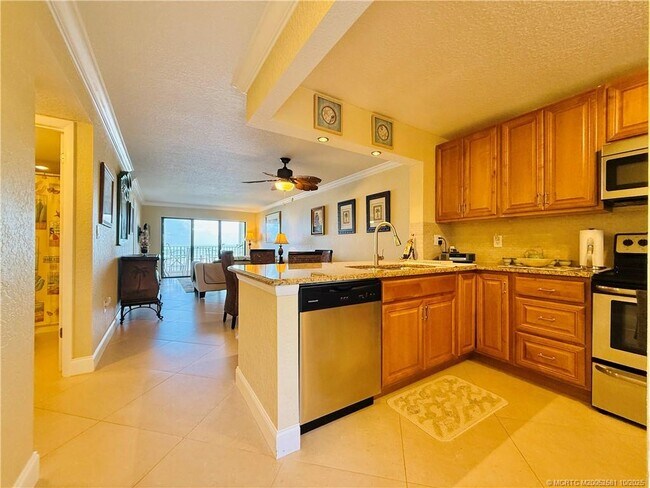 Photo - 7440 S Ocean Dr Unit 324A