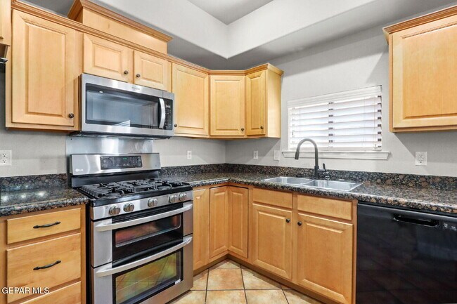 Photo - 5717 Caprock Ct