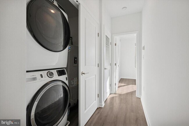 Photo - 4131 Cambridge St Unidad 2