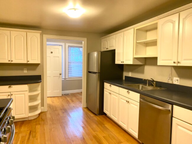 Photo - 205 West St Unit 2