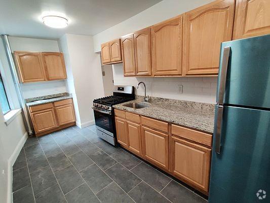 Building Photo - 3 bedroom in BRONX NY 10453 Unit 3G Rental