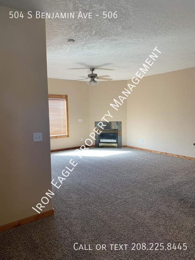 Photo - 504 S Benjamin Ave