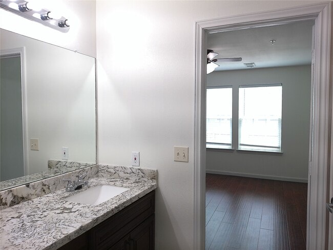 Building Photo - 22262 Adams St Unit 1 Rental