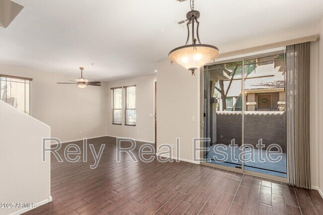 Photo - 1225 N 36th St Unidad 1013
