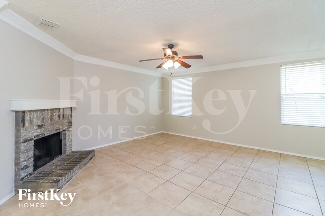 Photo - 3900 Golden Horn Ln