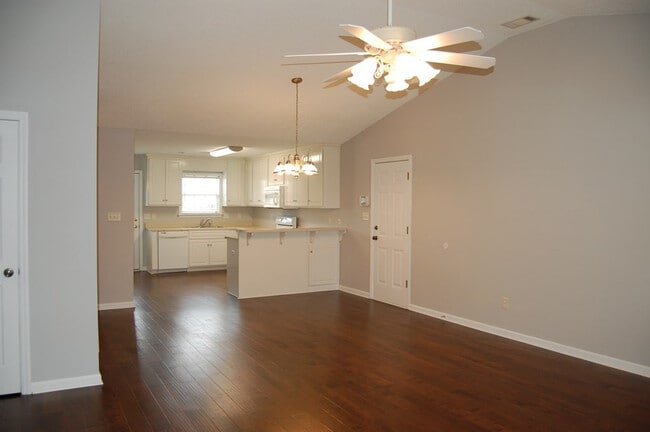 Photo - 31 Flower Break Rd