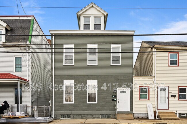 Building Photo - 1950 Lowrie St Rental