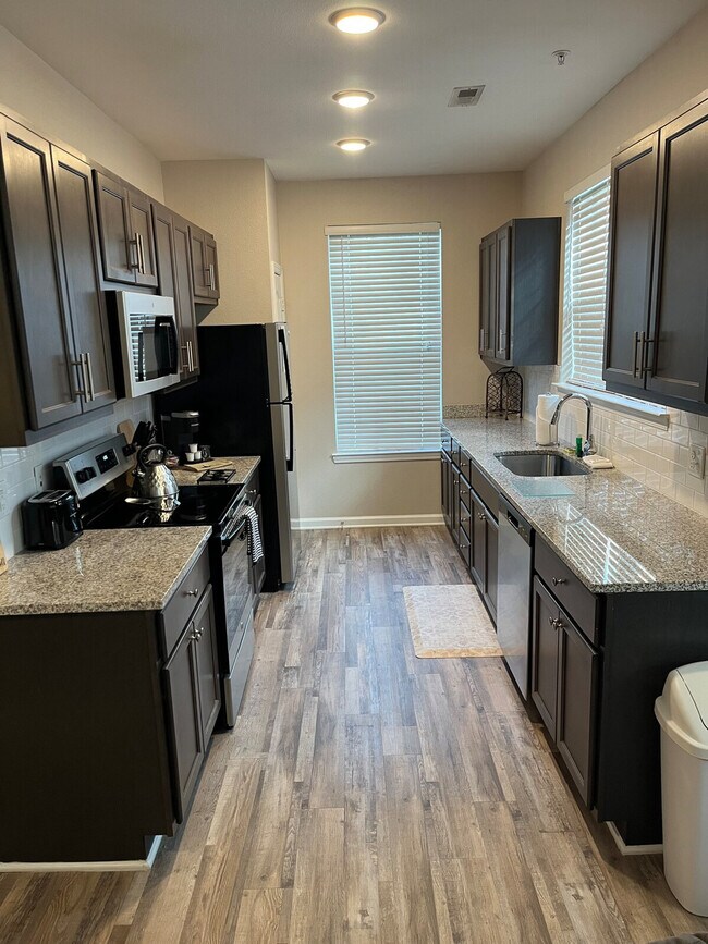 Photo - 1591 Millspring Dr Unit ID1344149P