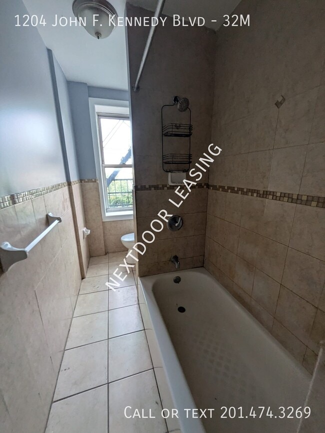 Photo - 1204 John F. Kennedy Blvd Unit 32M