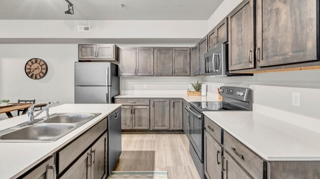 Pinnacle Villages - Waverly