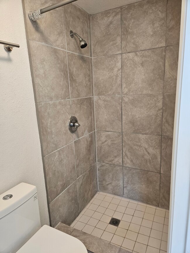 Photo - 3710 E Flora St