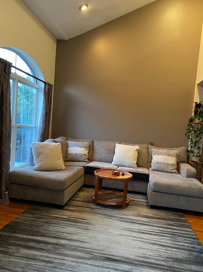 Photo - 113 Riverwalk Way