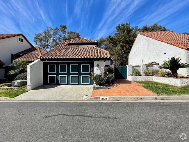 Building Photo - Coastal Living at Its Finest – Stunning 3 ... Rental