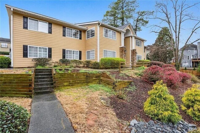 Photo - 1468 Briarwood Rd NE Unit 1005