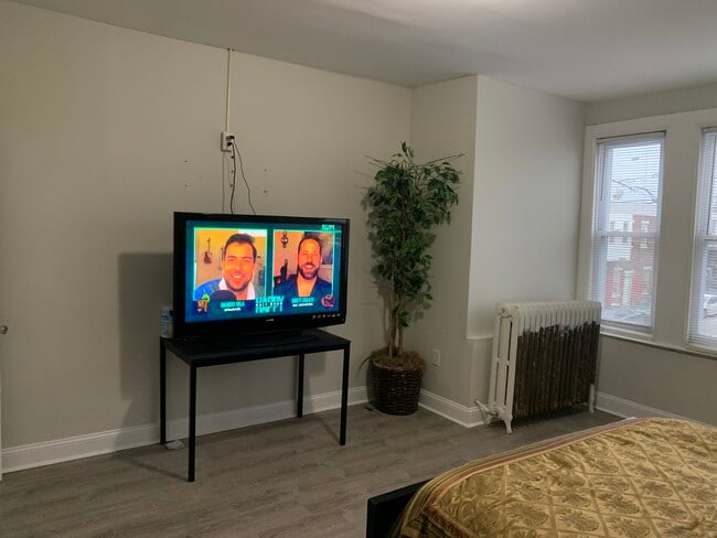 Photo - 427 S 55th St