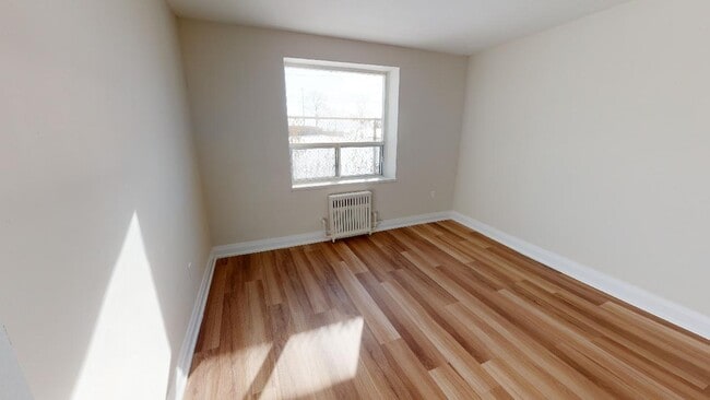 Photo - 155 Lake Shore