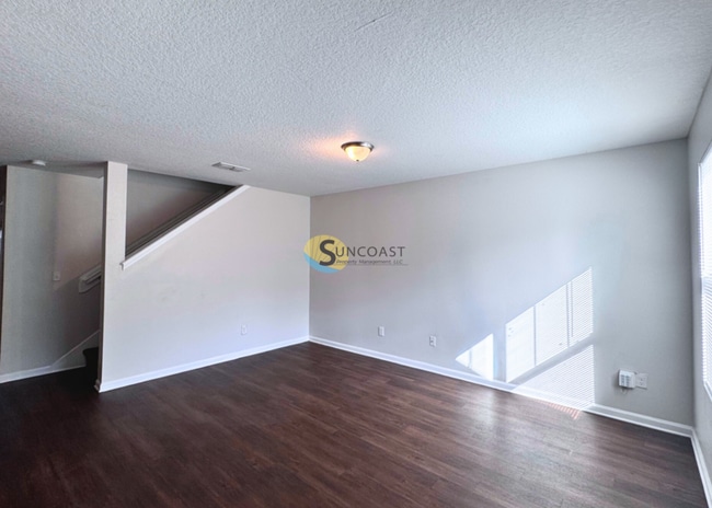 Building Photo - 7625 Leafy Forest Way