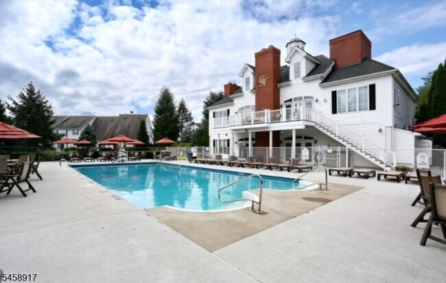 Photo - 201 Swathmore Dr