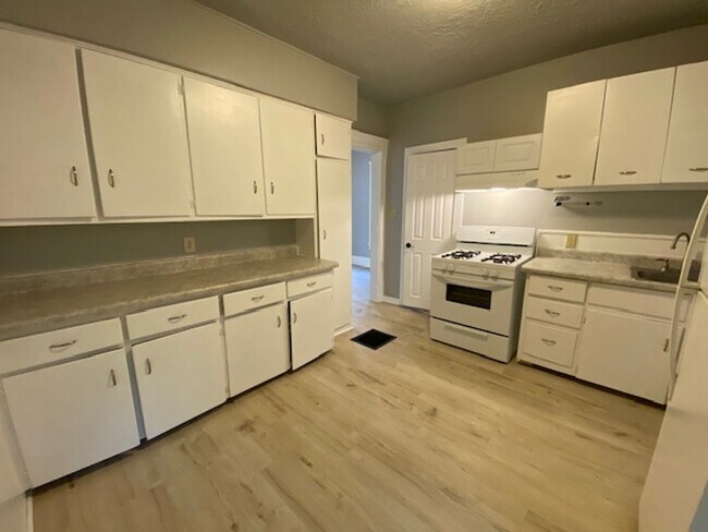 Photo - 635 Hazel St Unidad 1