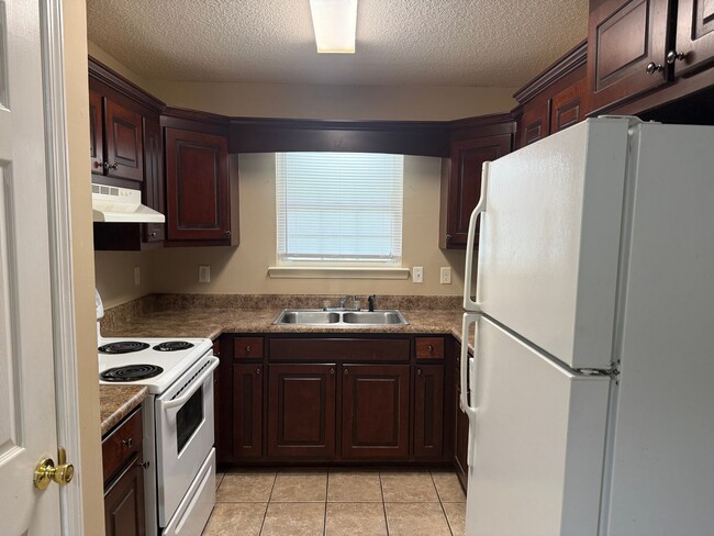 Photo - 2510 Barnesdale Wy Unit #4