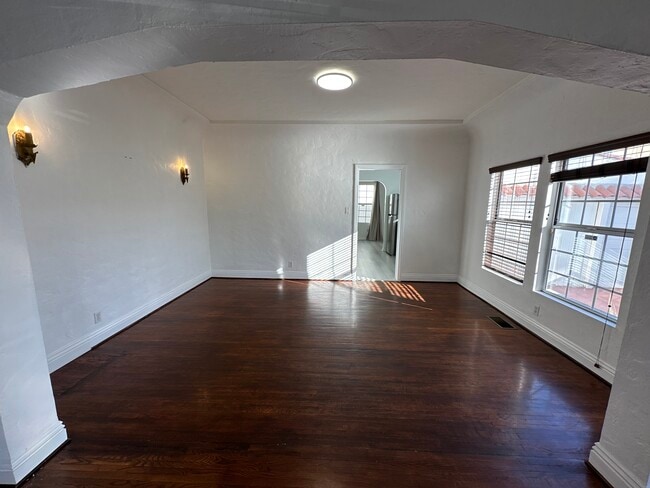 Photo - 1600 N Stanley Ave Unit 1602