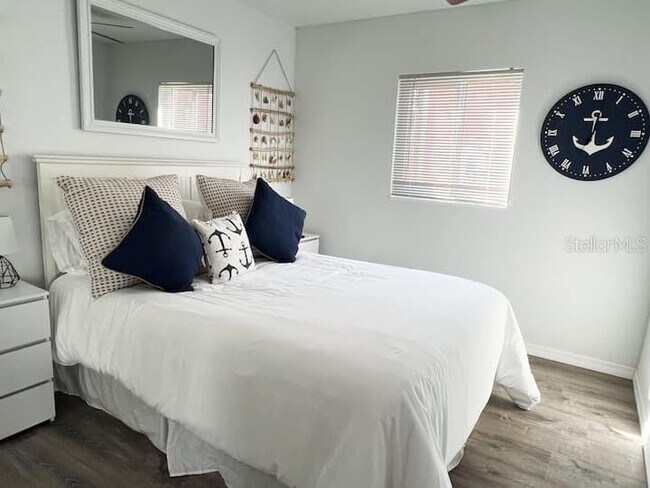 3155 Waterside Dr Townhome Townhome - Image