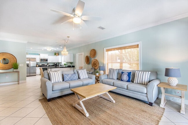 Photo - 4569 Luke Ave Unit ID1285912P
