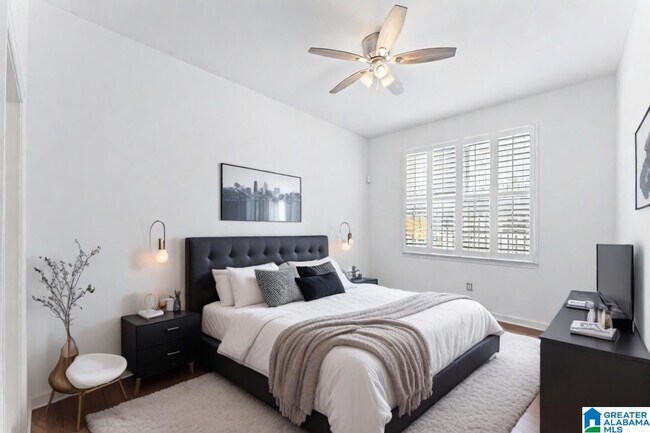 Building Photo - 2020 5th Ave S Unit 136 Rental