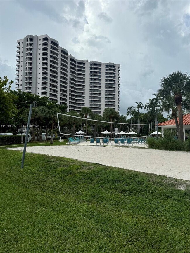 Photo - 3300 NE 192 St Unit 305