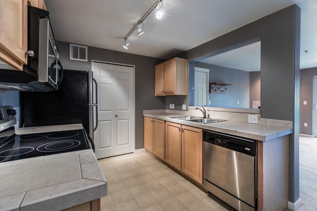 720 NW 185th Ave