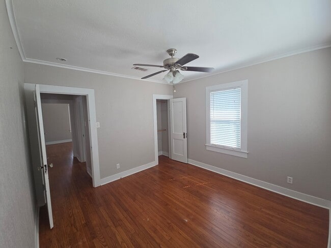 Photo - 5208 Bernardo De Galvez Ave