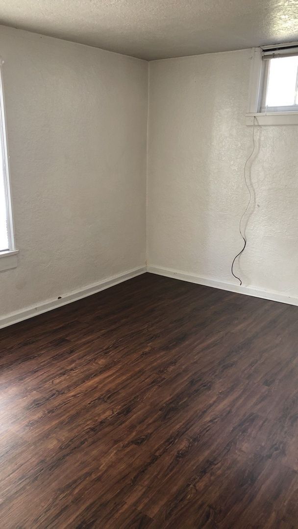 Photo - 1120-1130 NE Shaw Street Unit 11201 (Lower)