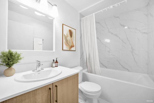 Photo - 201 Laval St Unit 108