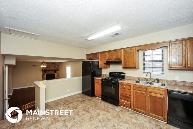 Photo - 284 Independence Dr