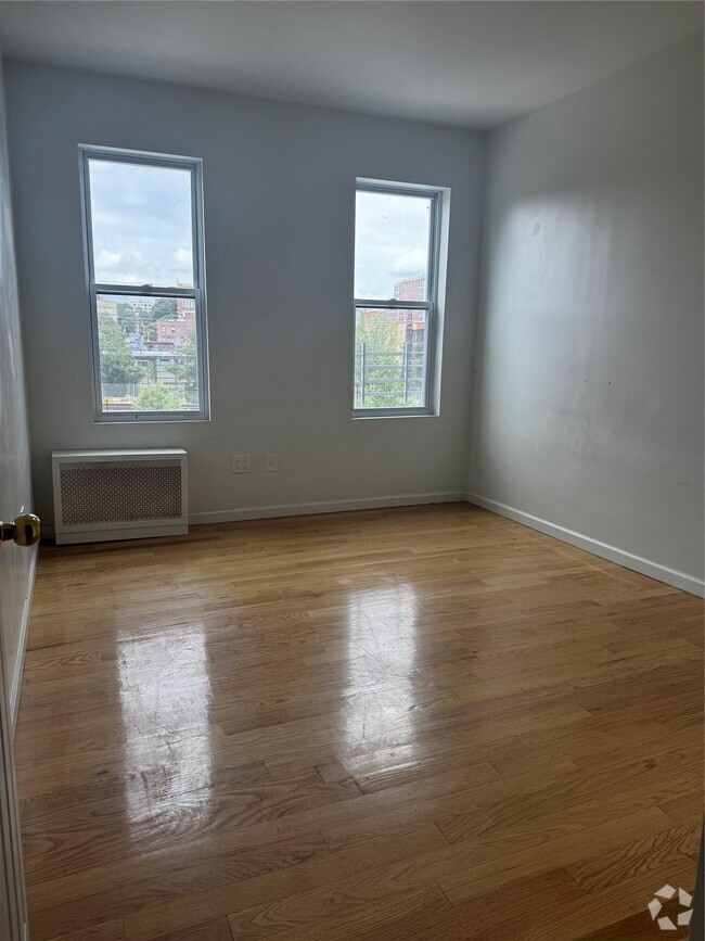 Building Photo - 1249 Bronx River Ave Unit 2R Rental