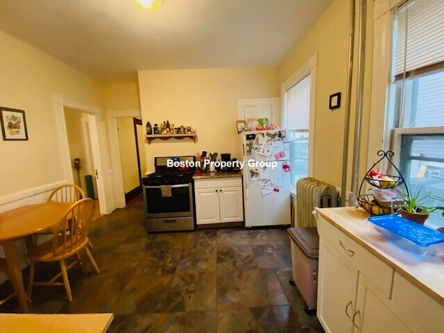 Building Photo - 33 Stone Ave Unit 1