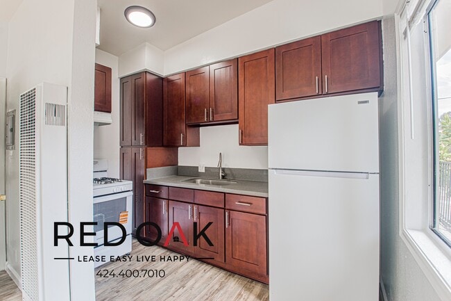 4241 Van Horne Ave Unidad 8