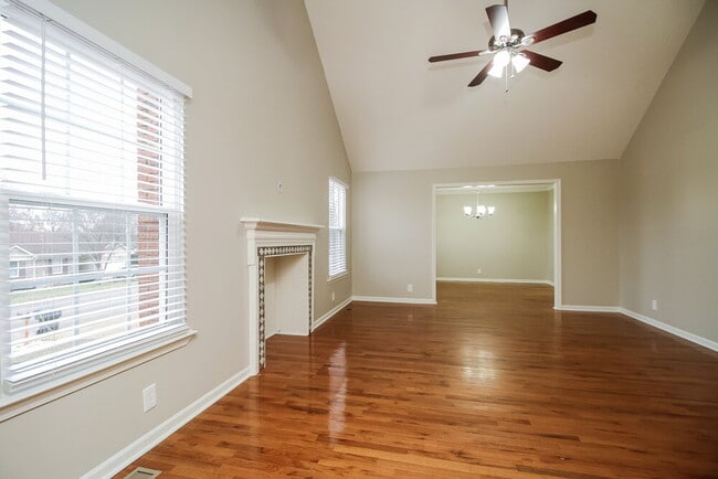 Photo - 3105 Roundwood Forest Ln