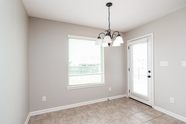 Photo - 40 Willow Springs Ln