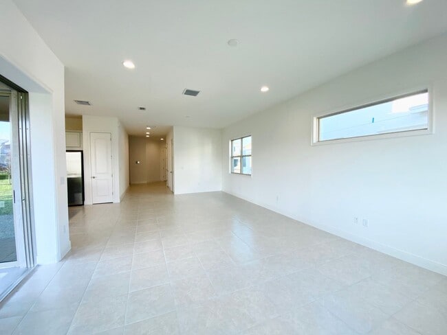 Photo - Eagle Creek house for Rent