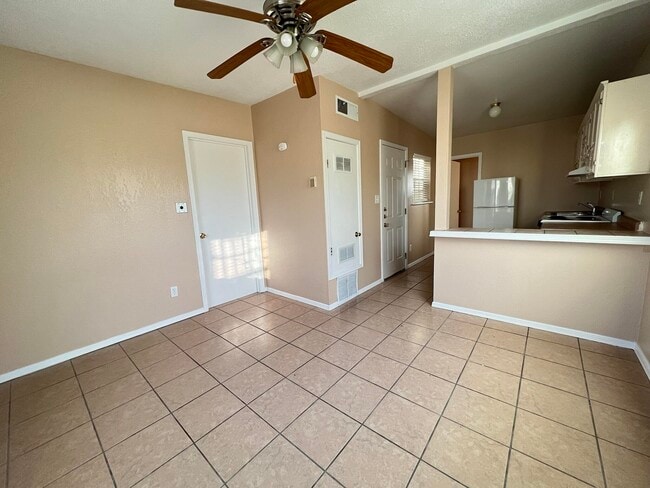 Photo - 2713 Fir St Unit B