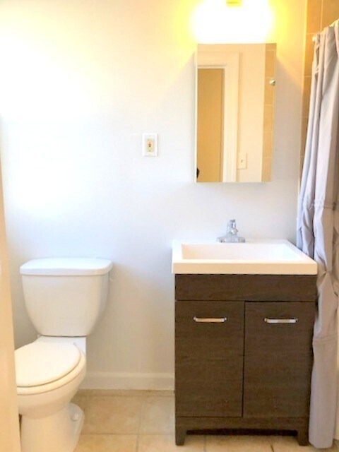 Photo - 142 Walnut St Unit A