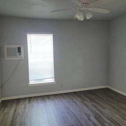 Photo - 801 NW Main