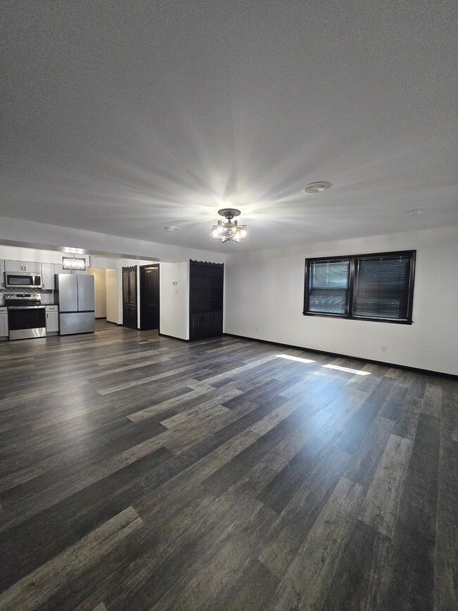 Photo - 1134 Northampton St Unit 2nd Floor