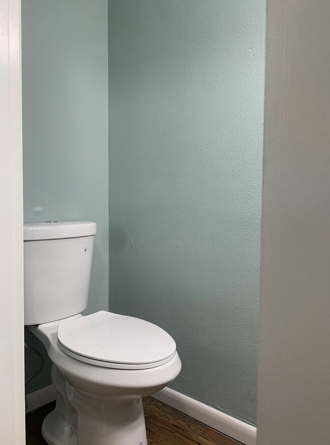 Photo - 2009 W Sycamore St House